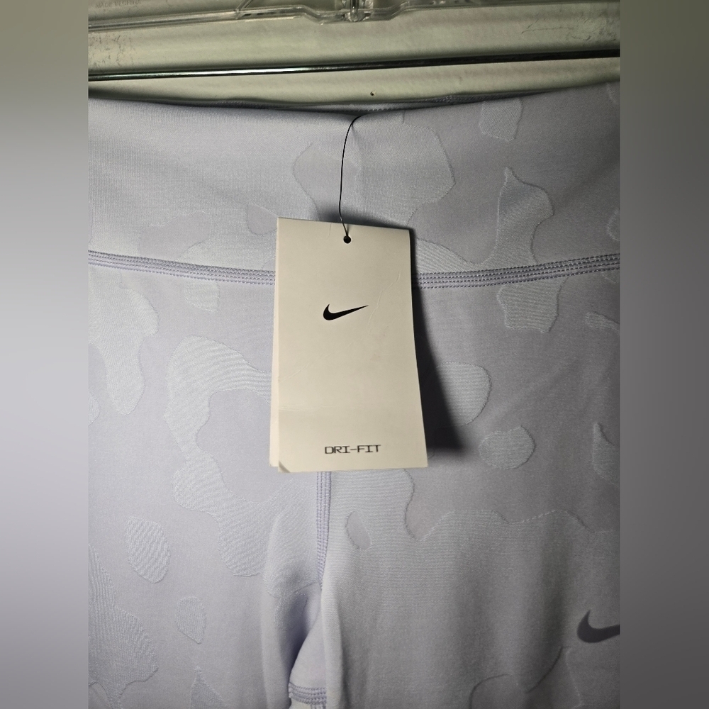 Nike Dri Fit High Rise Full Length Womens Leggings NWT Purple Camo size XL - Picture 4 of 7